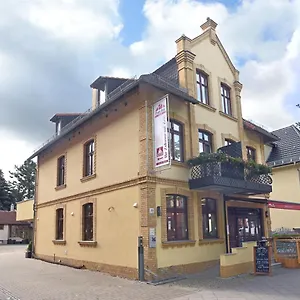 Port 3*, Eichwalde Germania