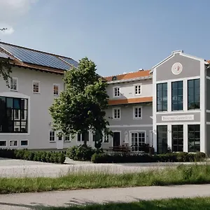Szálloda Brauerei Gaststaette Stierberg, Obertaufkirchen